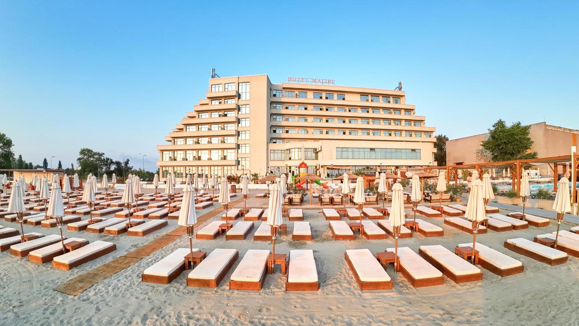 Hotel Malibu Mamaia Kültér fotó