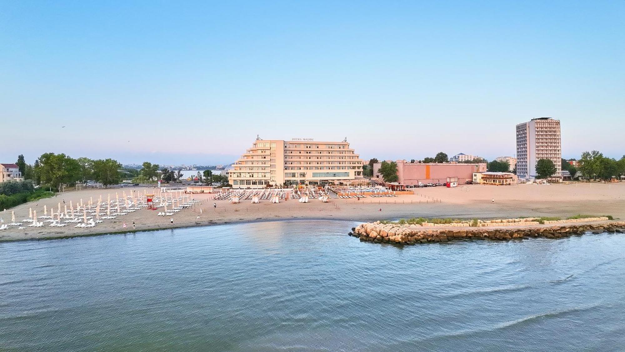 Hotel Malibu Mamaia Kültér fotó